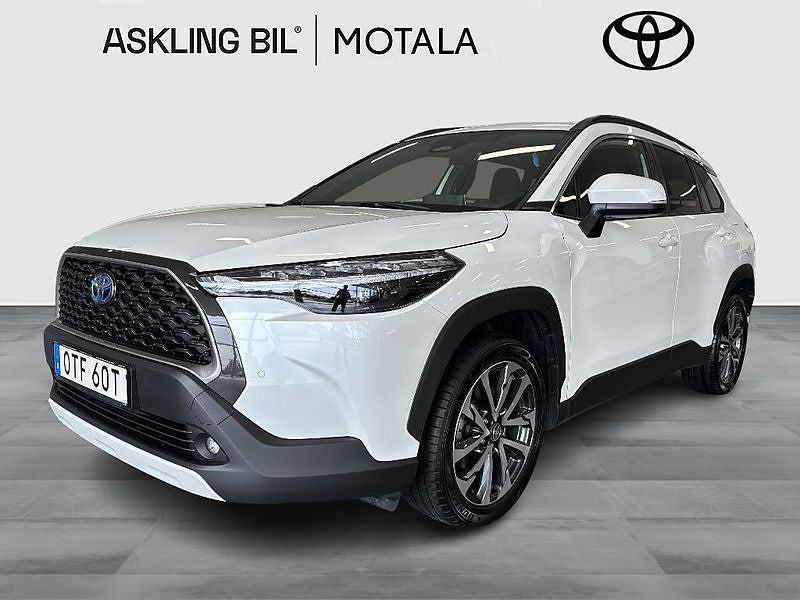 Toyota Corolla Cross Hybrid AWD-i e-CVT Style Pluspaket