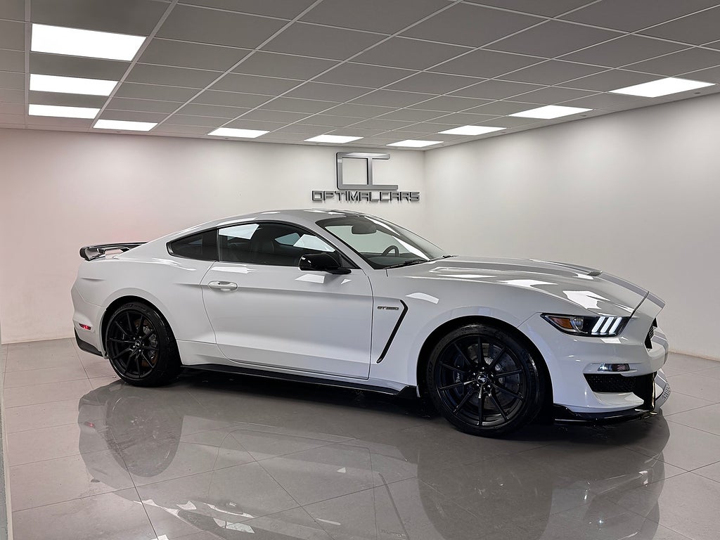 Ford Mustang 2016 - miniatyr 7