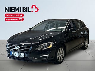 Volvo V60 D4 AWD Momentum Dragkrok Mvärme Farthållare Psens S&V – bild 1