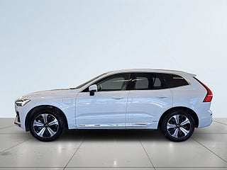 Volvo XC60 Recharge T6 AWD Plus Bright S&V-hjul/Drag/Skinn/Pano – bild 4