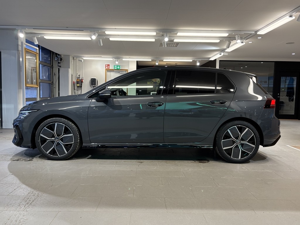 Volkswagen Golf 2025, kuva 3/42