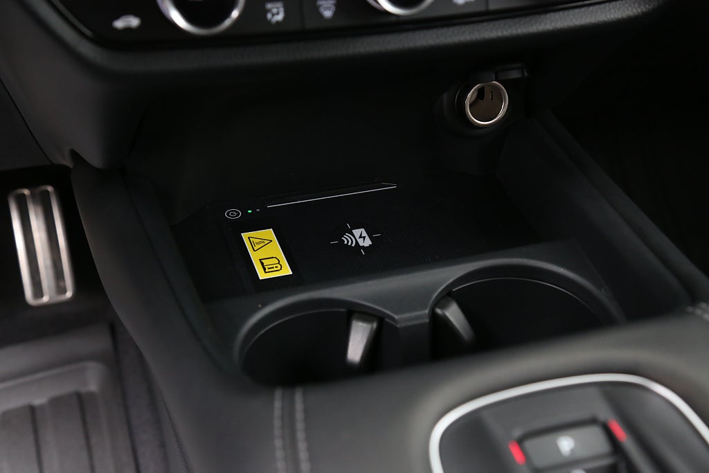 Honda ZR-V SPORT FullHybrid 184 Hk + Side Steps | DEMO