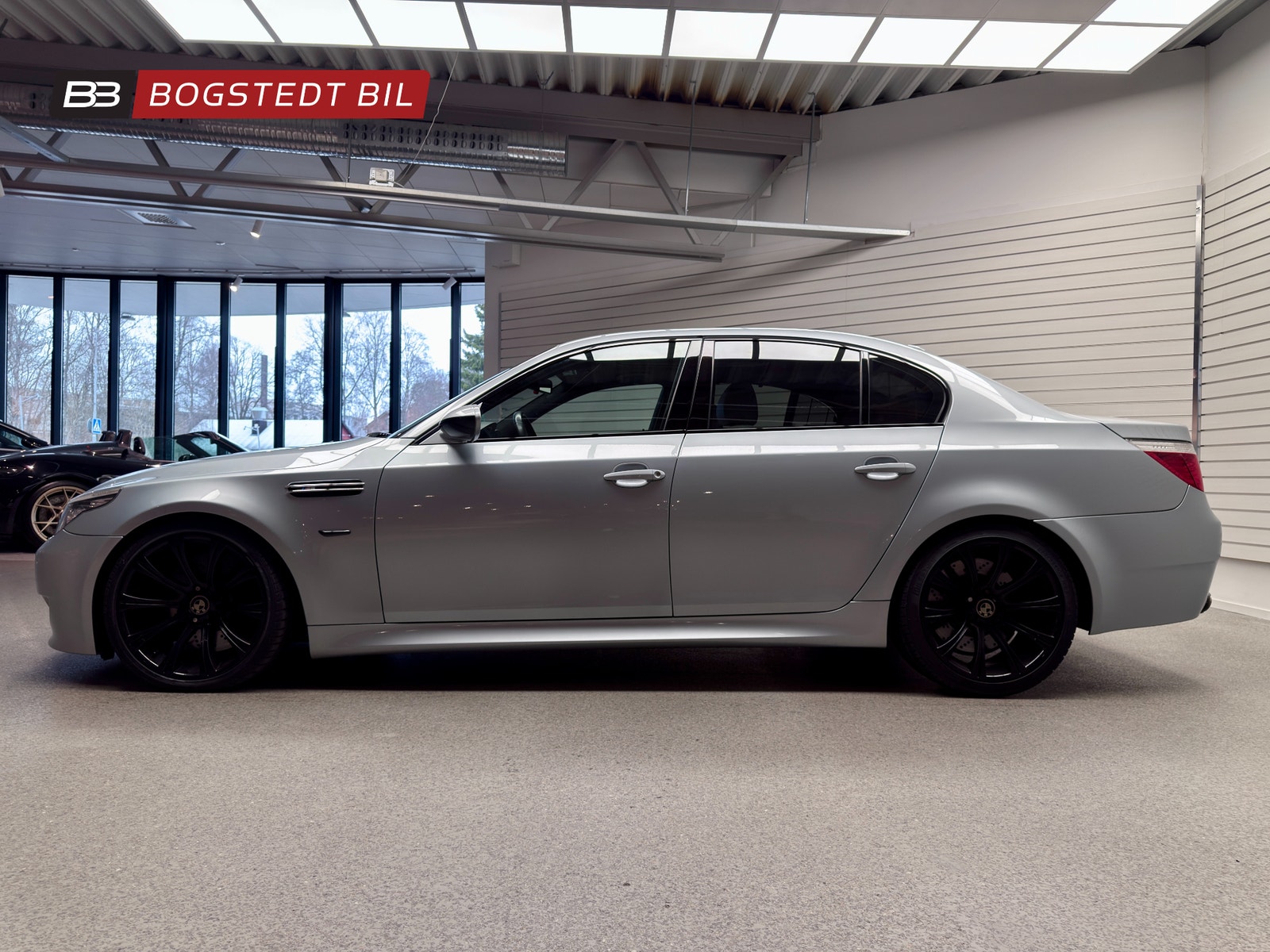 BMW M5 Sedan E60 5.0 V10 507hk | Svensksåld | Fullservad 2006 - miniatyr 4