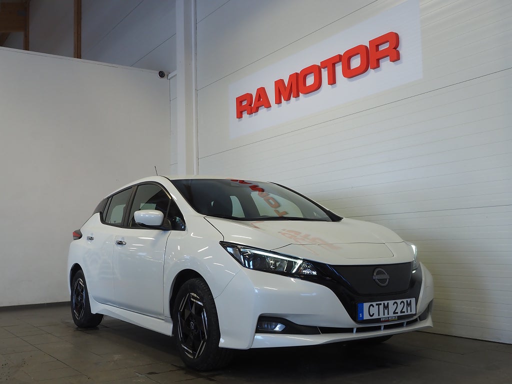 Nissan Leaf 40 kWh 150hk Acenta |Backkamera| Rattvärme | 2023