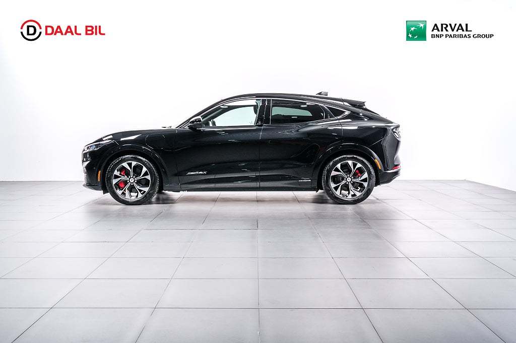 Ford Mustang Mach-E LONG RANGE AWD 351HK PRIVATLEASING