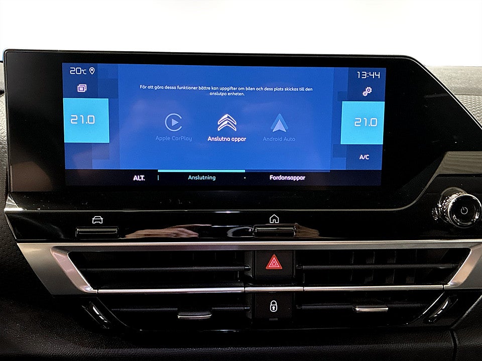 Bild på Citroën e-C4 Shine 50kWh 136hk Aut B-KAMERA CARPLAY