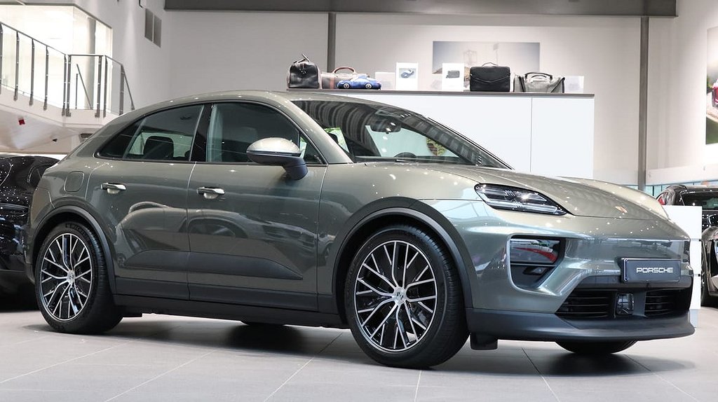 Porsche Macan 4 Electric 408 hk