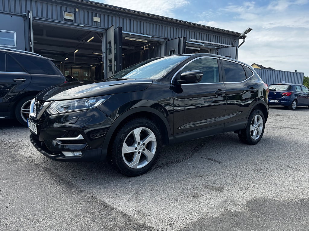 Nissan Qashqai 1.3 DIG-T DCT N-Connecta 360 kamera Navi MomsbilEuro 6