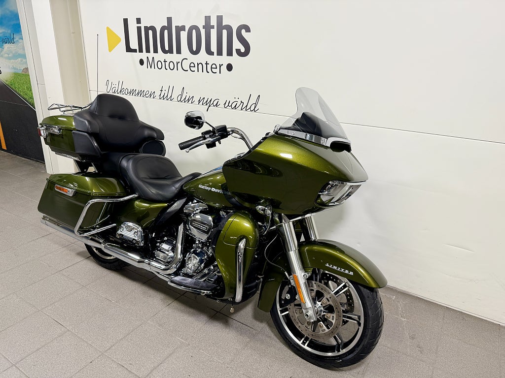 Harley-Davidson Road Glide Limited 114 