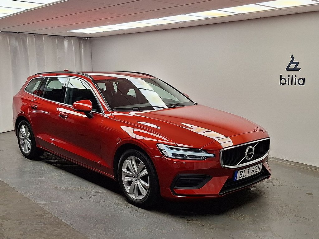 Volvo V60 B4 II Bensin MomAdv Navi Pro Edition