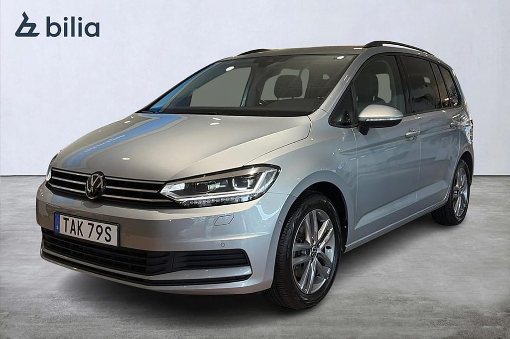 Volkswagen Touran 1.5 TSI Life 7sits Värm Drag 150HK