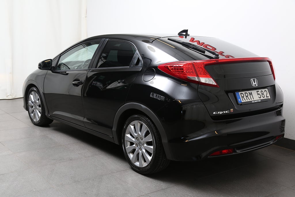 Honda Civic 1,8 i-VTEC 141hk Sport 5D Navi Kamera 2013