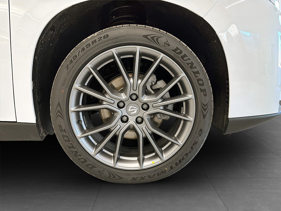 Bild på Leapmotor C10 EREV Design ProMax räckvidd 970km - OMGÅENDE LEVERANS!