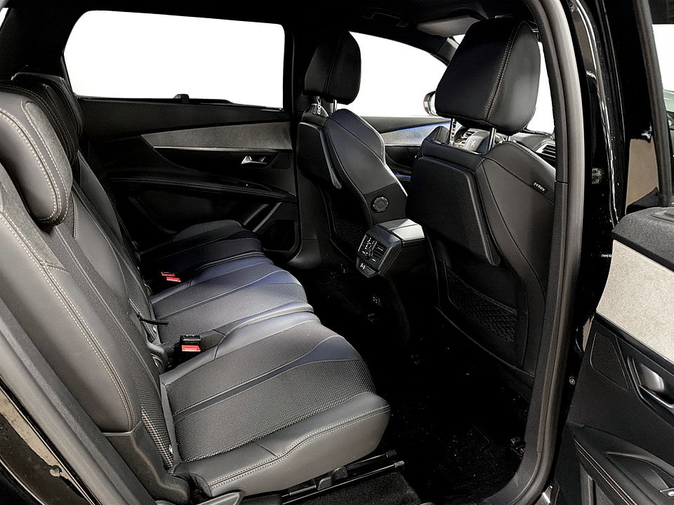 Bild på Peugeot 5008 GT 1.2 PT 130hk Aut 7-SITS B-KAMERA