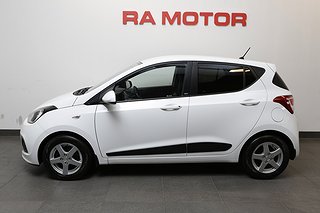 Halvkombi Hyundai i10 3 av 17