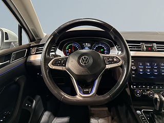 Volkswagen Passat Sportscombi GTE 1.4 TSI Drag Pvärm Kamera SoV – bild 9