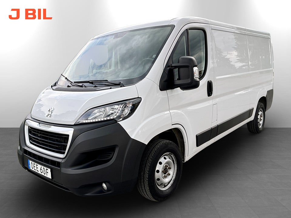 Bild på Peugeot Boxer PRO+ 2.2 BHDi 140hk L2H1 3-SITS B-KAMERA DRAG
