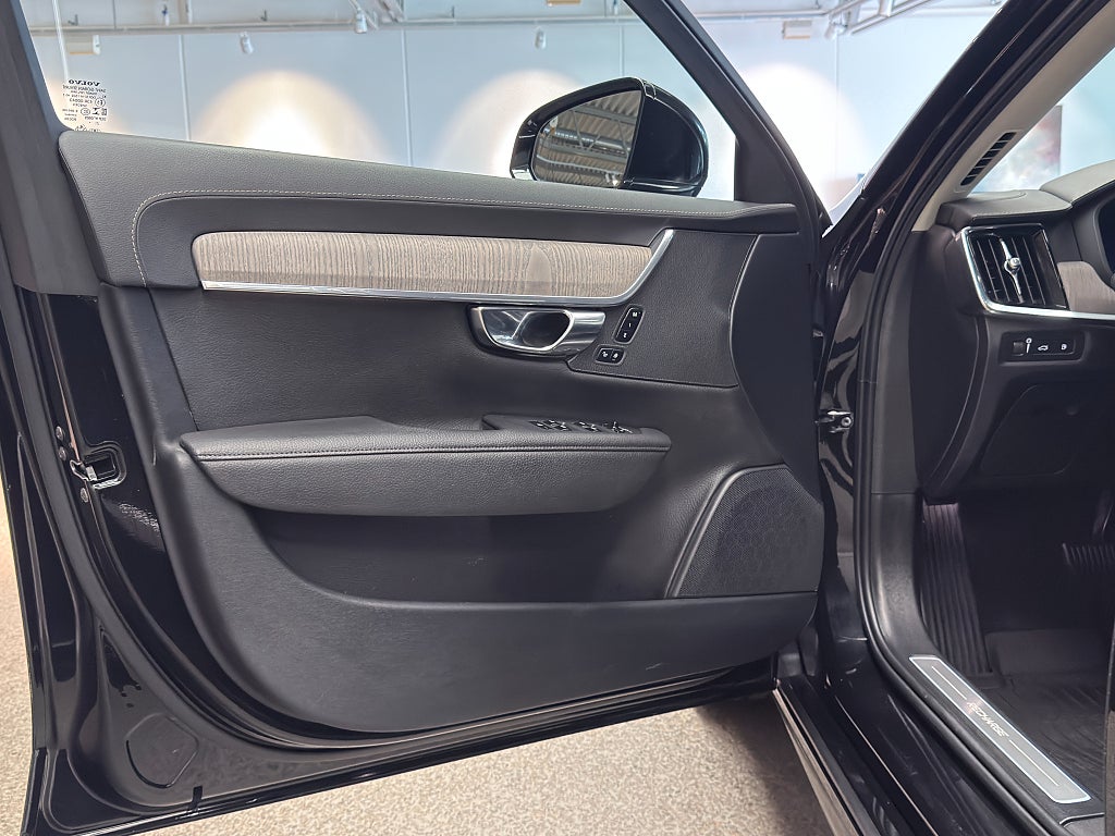Volvo V90 Recharge T6 AWD 350hk Inscription|Läder|Drag|360°