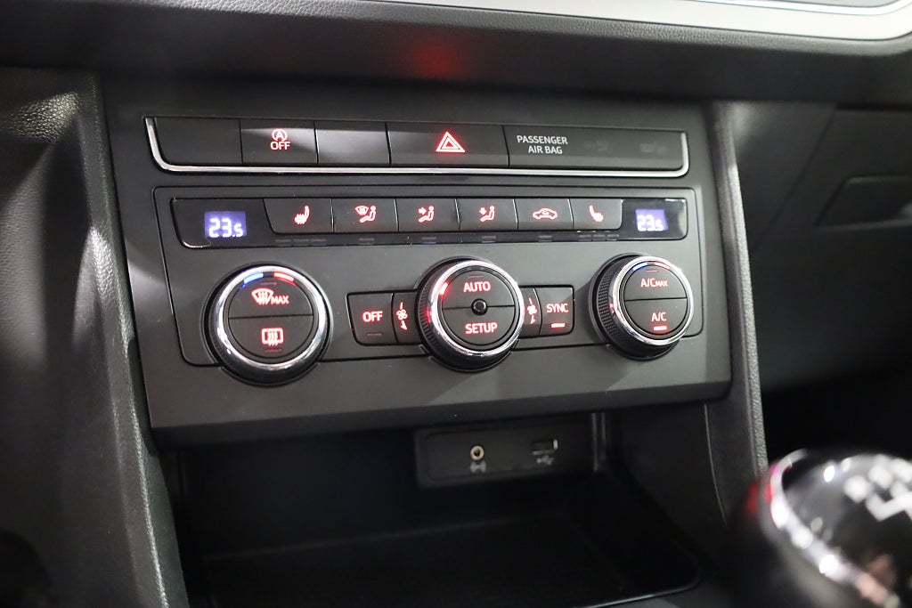 Seat Leon 1.2 TSI 110hk Style Euro 6 Blåtand ACC