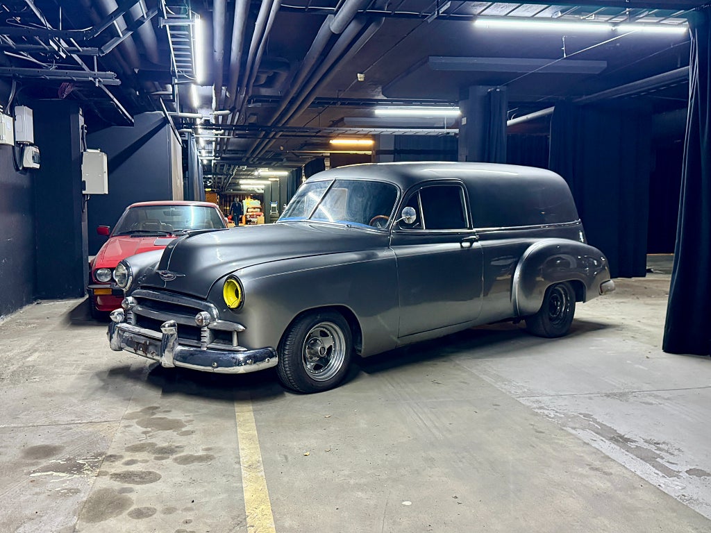 Chevrolet Panel Truck Delivery Van EFI V8 restomod