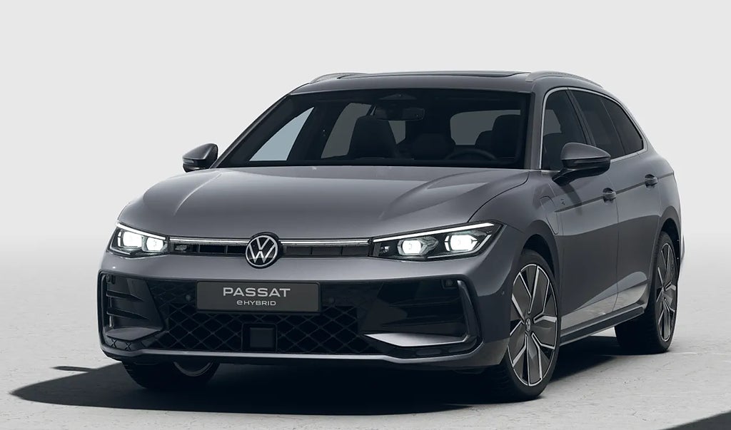 Volkswagen Passat R-Line SWE Edition eHybrid 272hk*CHOICE Billån*