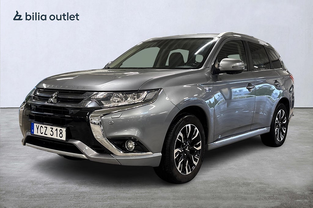 Mitsubishi Outlander PHEV CVT Business 203hk Navi Läder Rattvärm Elstol 360°