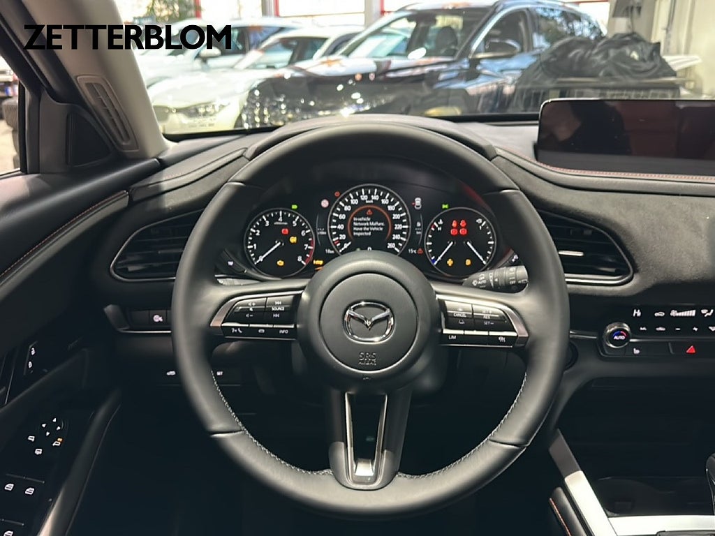 SUV Mazda CX-30 11 av 20