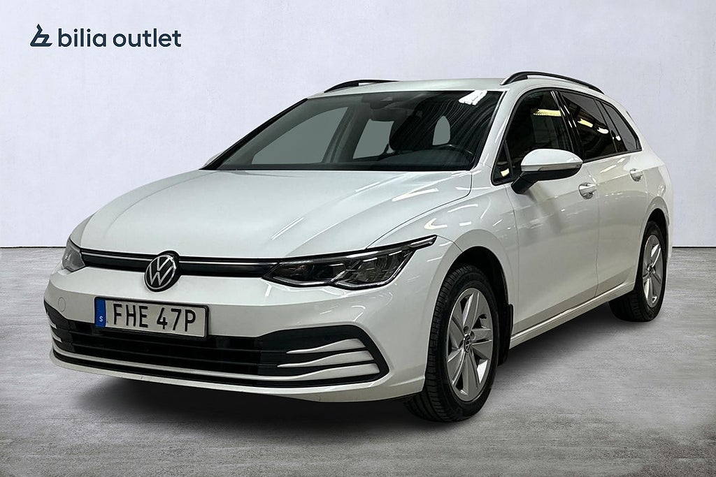 Volkswagen Golf Sportscombi 1.5 eTSI DSG 131hk Cockpit Drag Backkamera