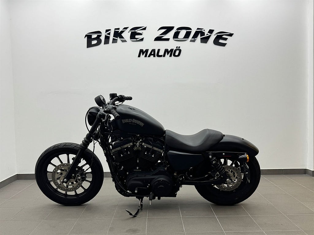 Harley-Davidson Sportster Iron 883