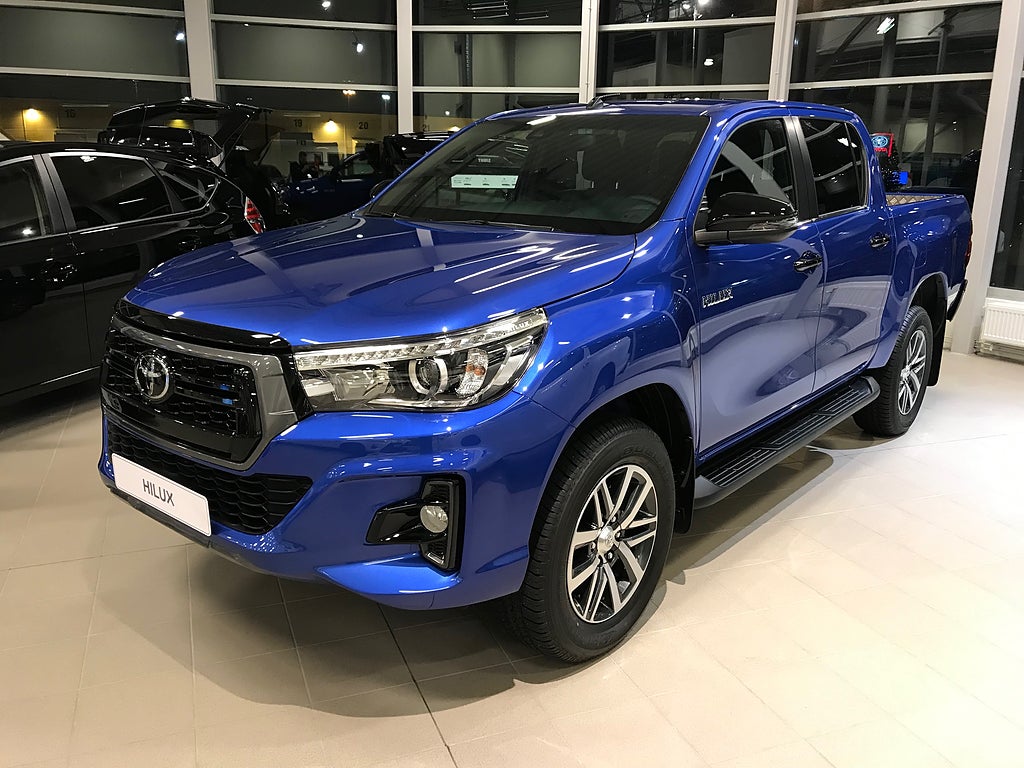 Toyota Hilux D-Cab Ultimate Skinn Auto Låg Skatt