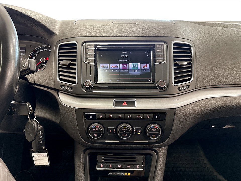 Bild på Volkswagen Sharan Base 2.0 TDi 150hk AWD 7-SITS PANO B-KAMERA