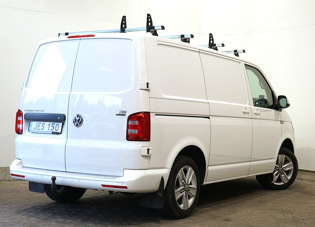 Volkswagen Transporter T28 2.0 TDI 4Motion Automat Värmare Pluspaket 180hk