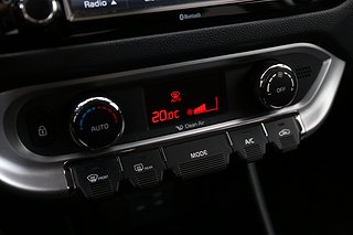 Halvkombi Kia Rio 17 av 21