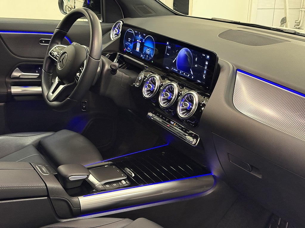 Mercedes-Benz GLA200 2021 - miniatyr 11