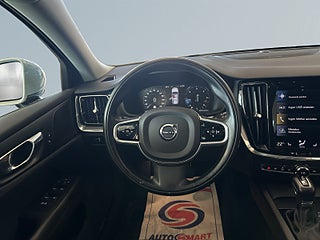 Volvo V60 Cross Country D4 AWD Momentum S&V-hjul/Kamera/Carplay/Handsfree/Dvärm