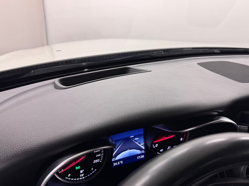Mercedes-Benz C 2016 - miniatyr 9
