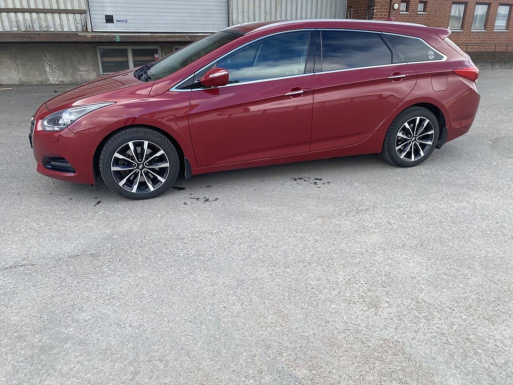 Hyundai i40 cw 1.7 CRDi DCT ComfortPlus Euro 6