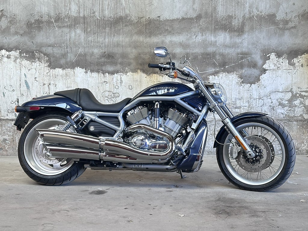 Harley-Davidson V-Rod VRSCAW