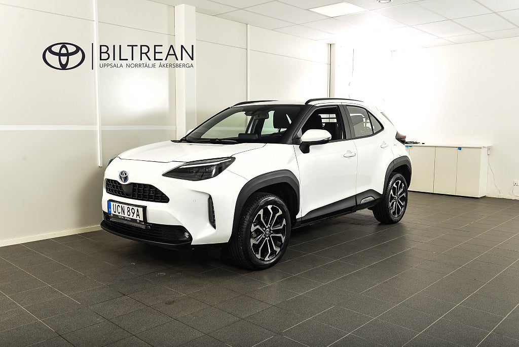 Toyota Yaris Cross 1,5 Elhybrid AWD Active Plus Bränslevärmare