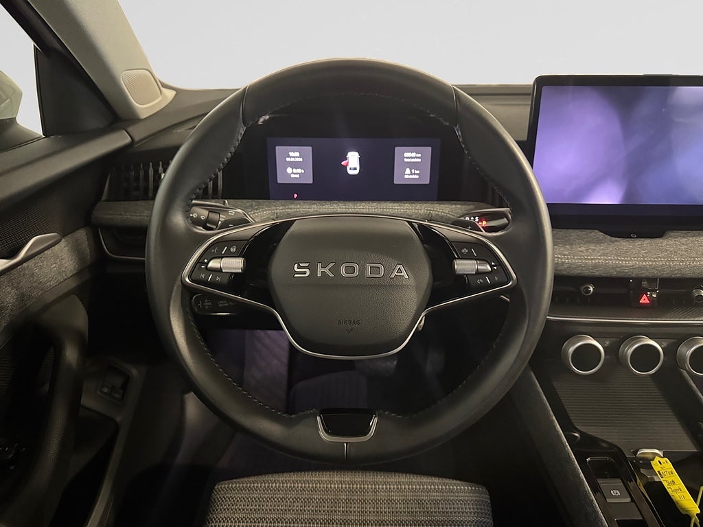 Skoda Superb iV Kombi Selection Explore Edition Drag Adaptiv fart mm bild 14