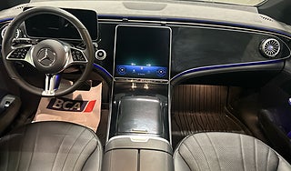 Sedan Mercedes-Benz EQE 3 av 12