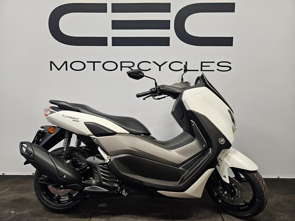 Yamaha NMAX 155 Black Week   