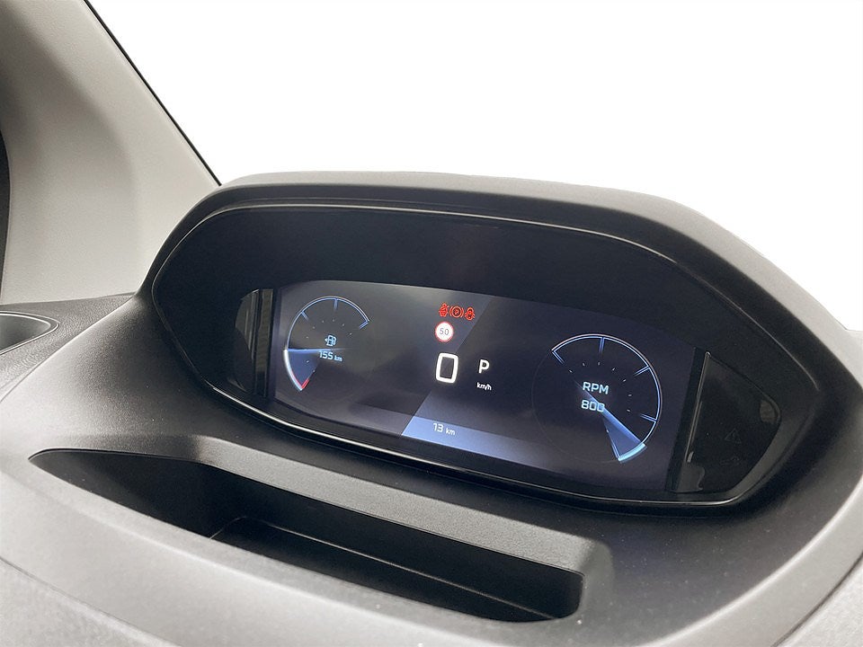 Bild på Peugeot Partner Plus 130hk AT8 L2 - DEMO