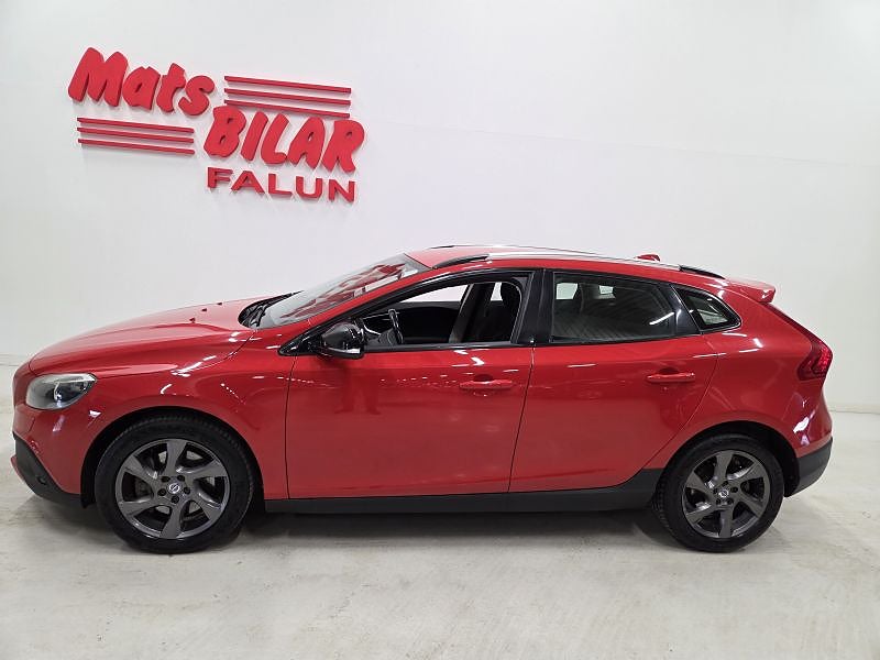 Volvo V40 Cross Country D3 Manuell Momentum 150 Hk