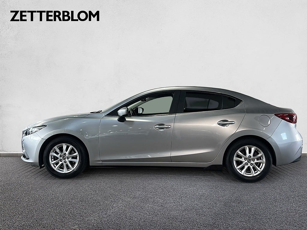 Sedan Mazda 3 2 av 16