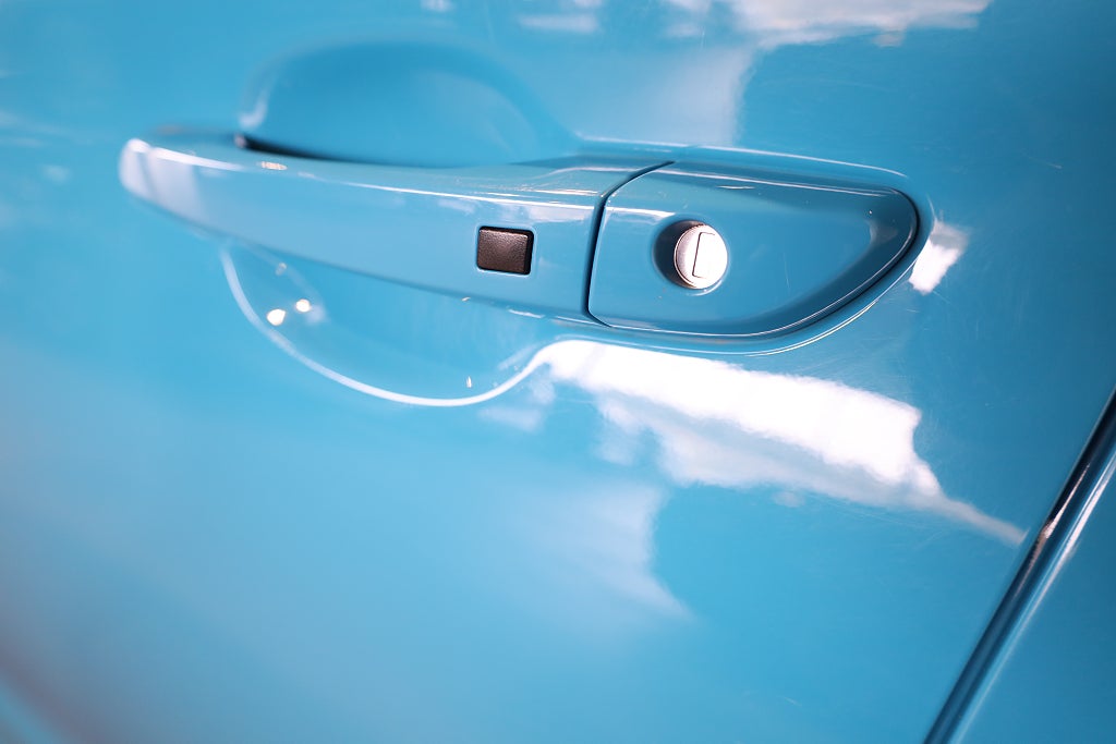 Hyundai Kona 39.2 kWh Essential Navi Kamera Krell Leasbar Rattvärme