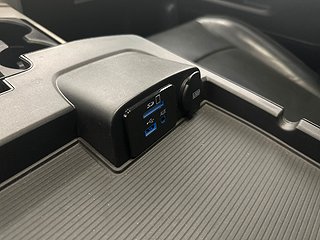 RAM 1500 Crew Cab 3.0 V6 4x4 TorqueFlite 243hk/Drag/MOMS/Nav
