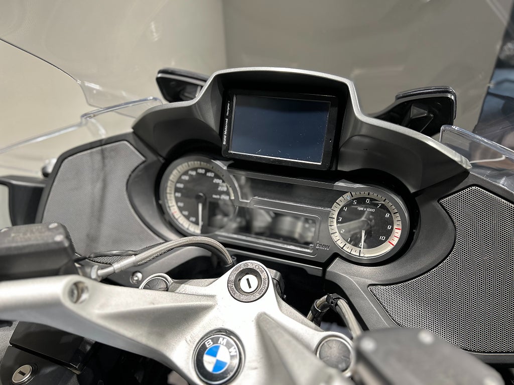 BMW R1200RT / 3st väskor / Högtalare / GPS / Räntefri delbetalning!