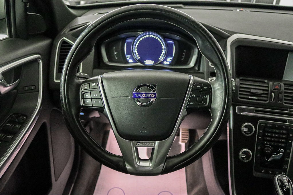 Volvo XC60 D4 AWD R-Design BLIS VOC 1-Brukare Värmare Drag