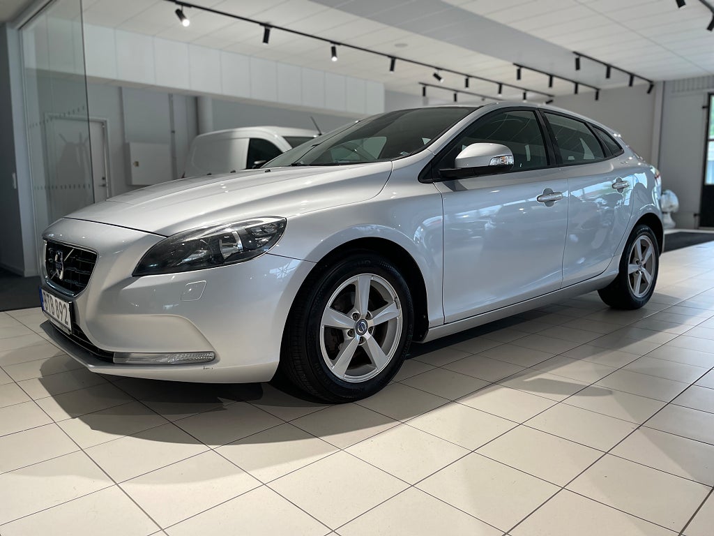 Volvo V40 D2 *Välservad *Fint skick *Vinterhjul ingår